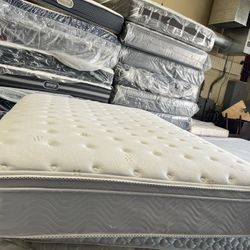 Queen Mattress Pillowtop Set 