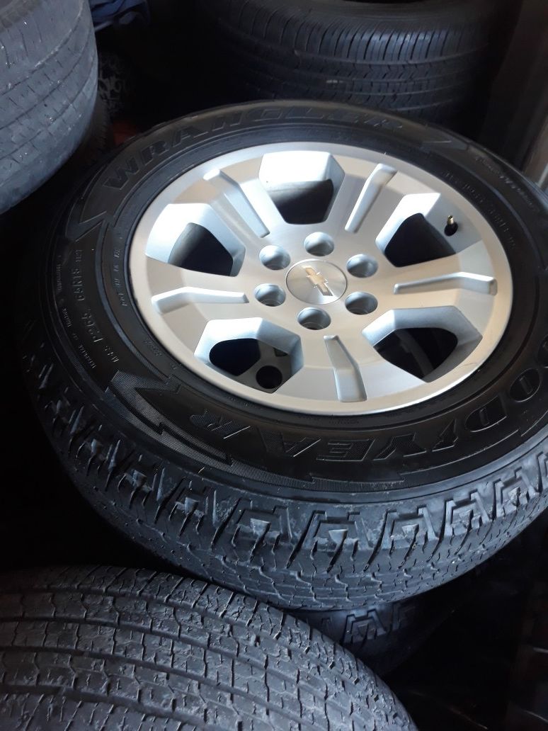 Chevy silverado 18 inch rims tahoe wheels for Sale in Glendale, AZ ...
