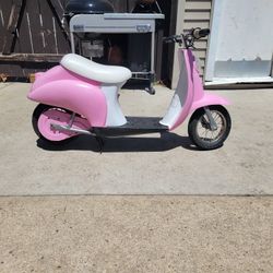 Razor Moped