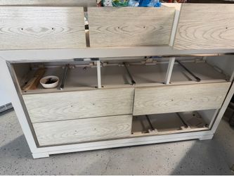 Complete Queen Bedroom Set real wood