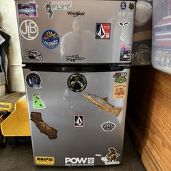 Mini fridge and freezer 