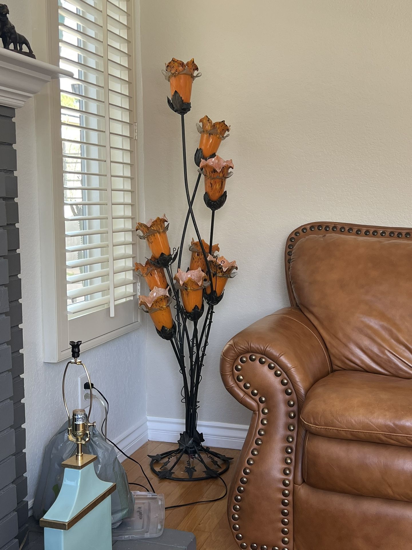 Glass Orange 9-Flower Antique Floor Lamp