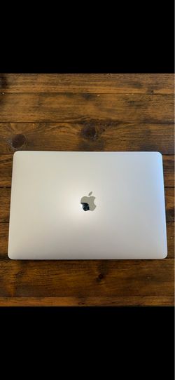 2020 MacBook Pro 13” M1 8GB Touch Bar