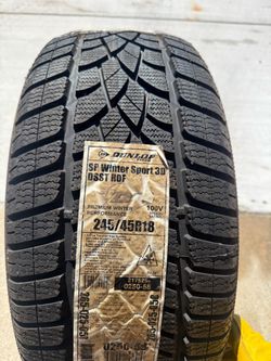 Dunlop Winter Sport 3D Tire 245 45 18