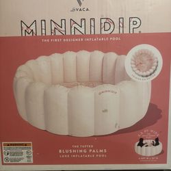 Minnidip Blushing Palms Inflatable pool