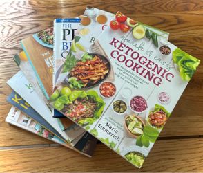 Keto Books; lot of 8 in great condition