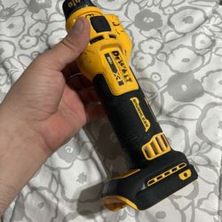 20 V Dewalt Router 
