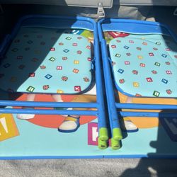 Nice  Kids table / Picnic chair 