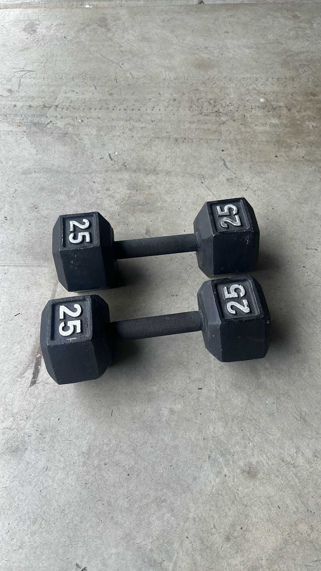 $25 lb weights