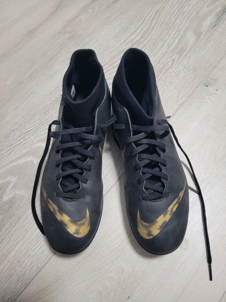 Nike Mercurial Superfly soccer cleats