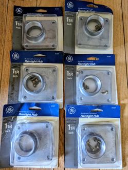 GE Raintight Hub (TC125P) 1-1/4" ( each $10)
