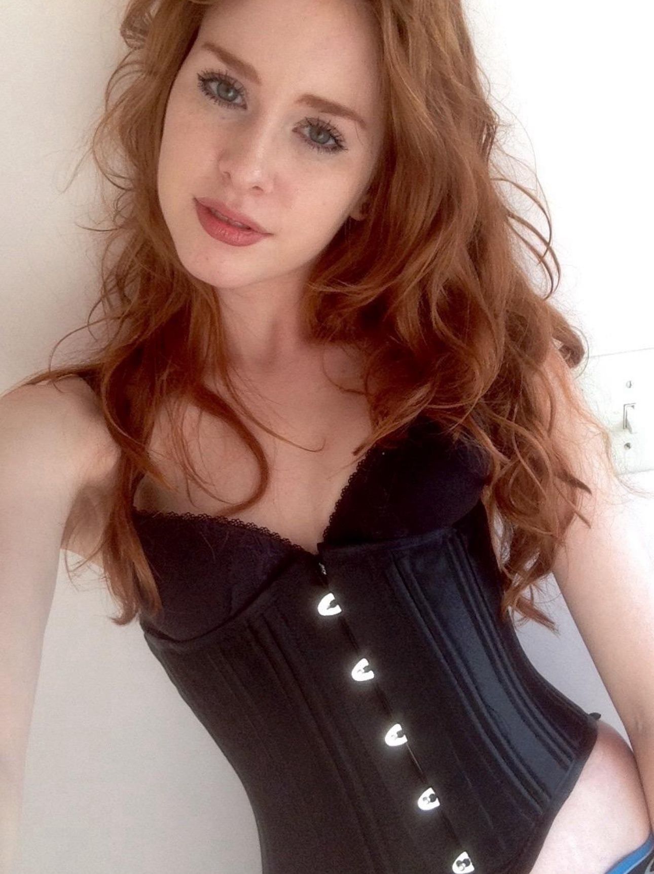 Black 2 xL Waist Training Corsets Underbust Heavy Duty 26 Steel Boned Hourglass Silhouette Body Shaper