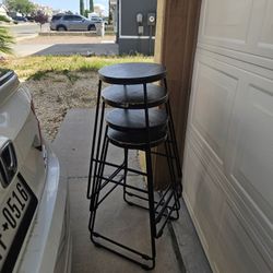4 Bar Stools Black