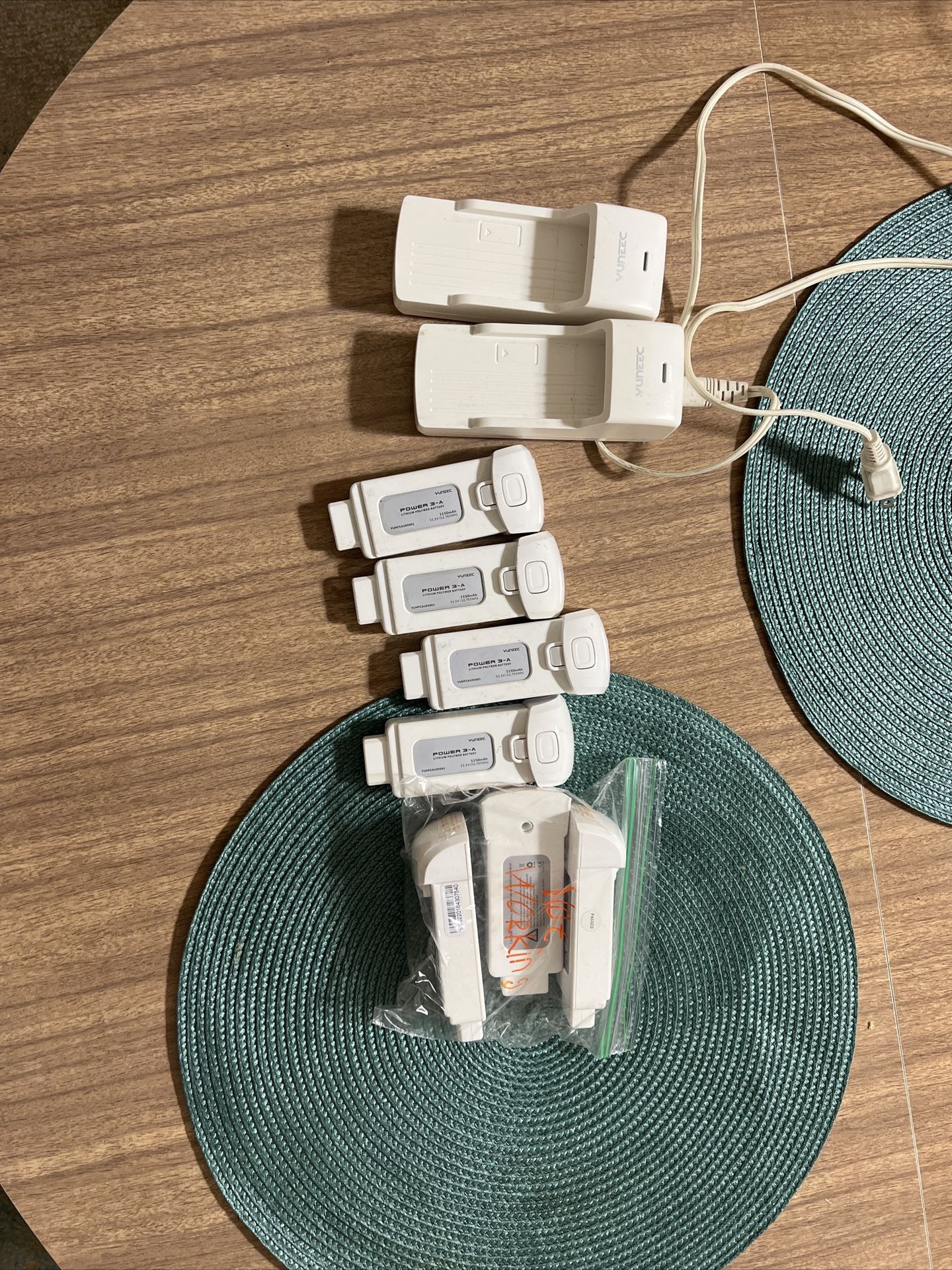 Lot Of Original 11.1V (12.765Wh) Yuneec Breeze Drone Battery 1150mAh Power 3-A