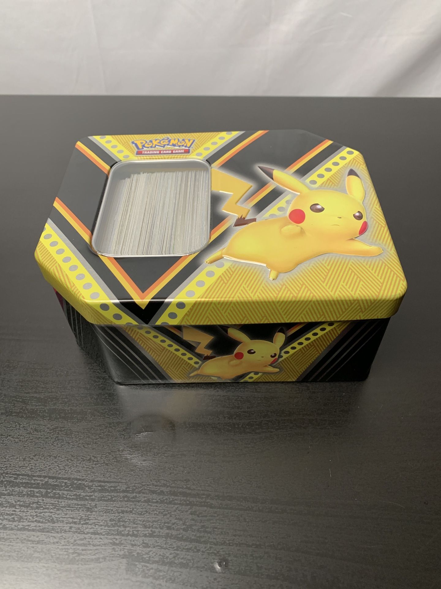 650+ Pokemon Cards