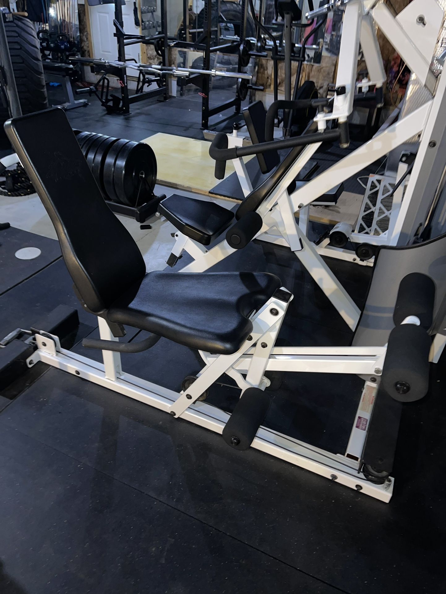 Malibu Pacific Fitness Multiple Station Workout Machine