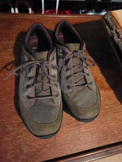 Womens shoe