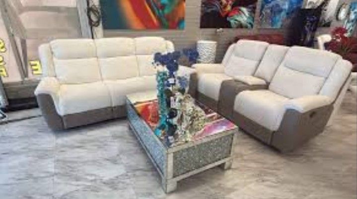 🚨Worth Watch: Homelegance Sofá & Loveseat