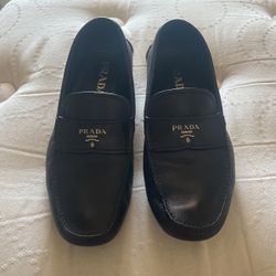 Prada Men's Calzature Uomo Novo Calf Black Leather Loafers