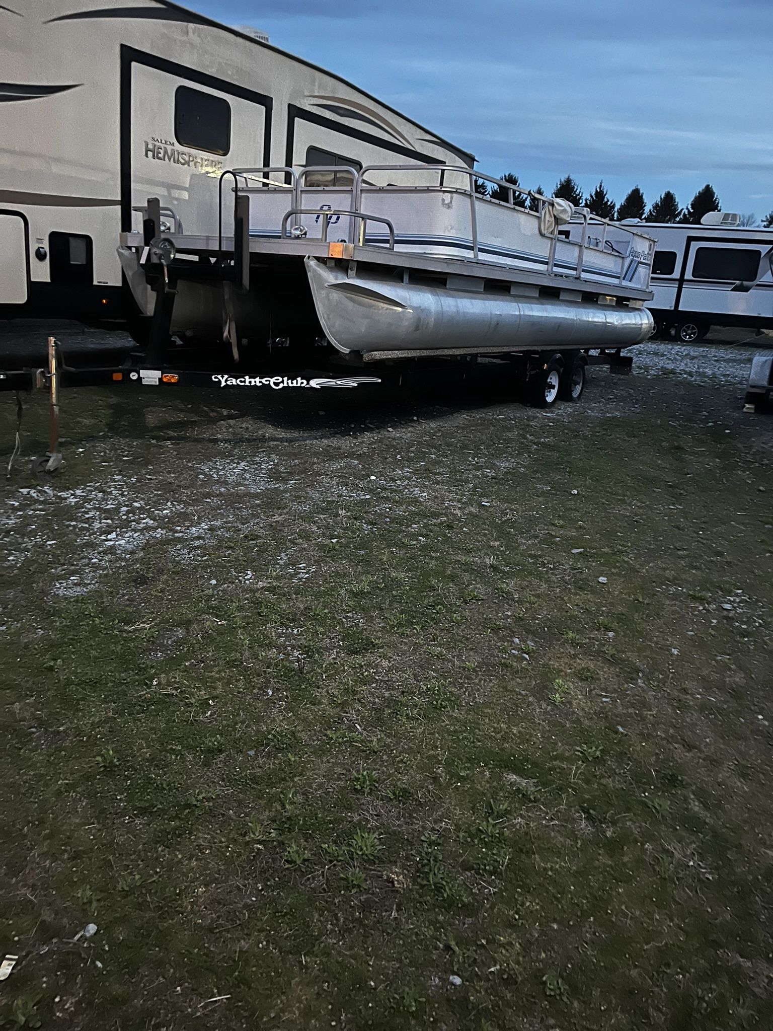 1990 Godfrey Aqua Patio