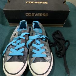 Converse black charcoal girls size 13 shoes - with black laces option - worn once like new 