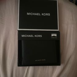 New MK Men’s Wallet