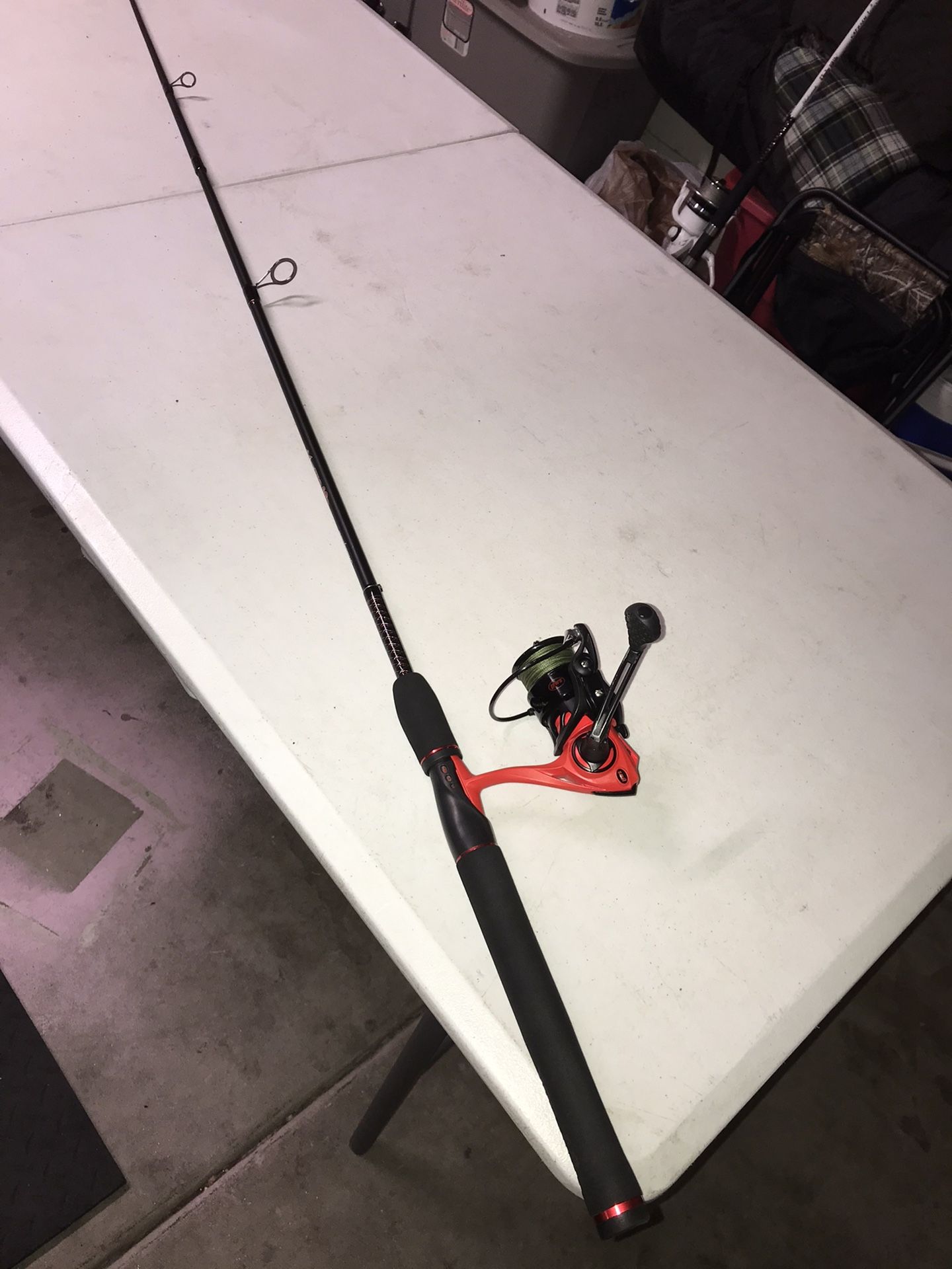 Uglystik fishing rod (JUST LIKE NEW)