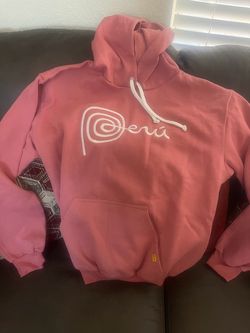 Peruvian Light pink sweater long sleeves says logo Peru in white 🇵🇪