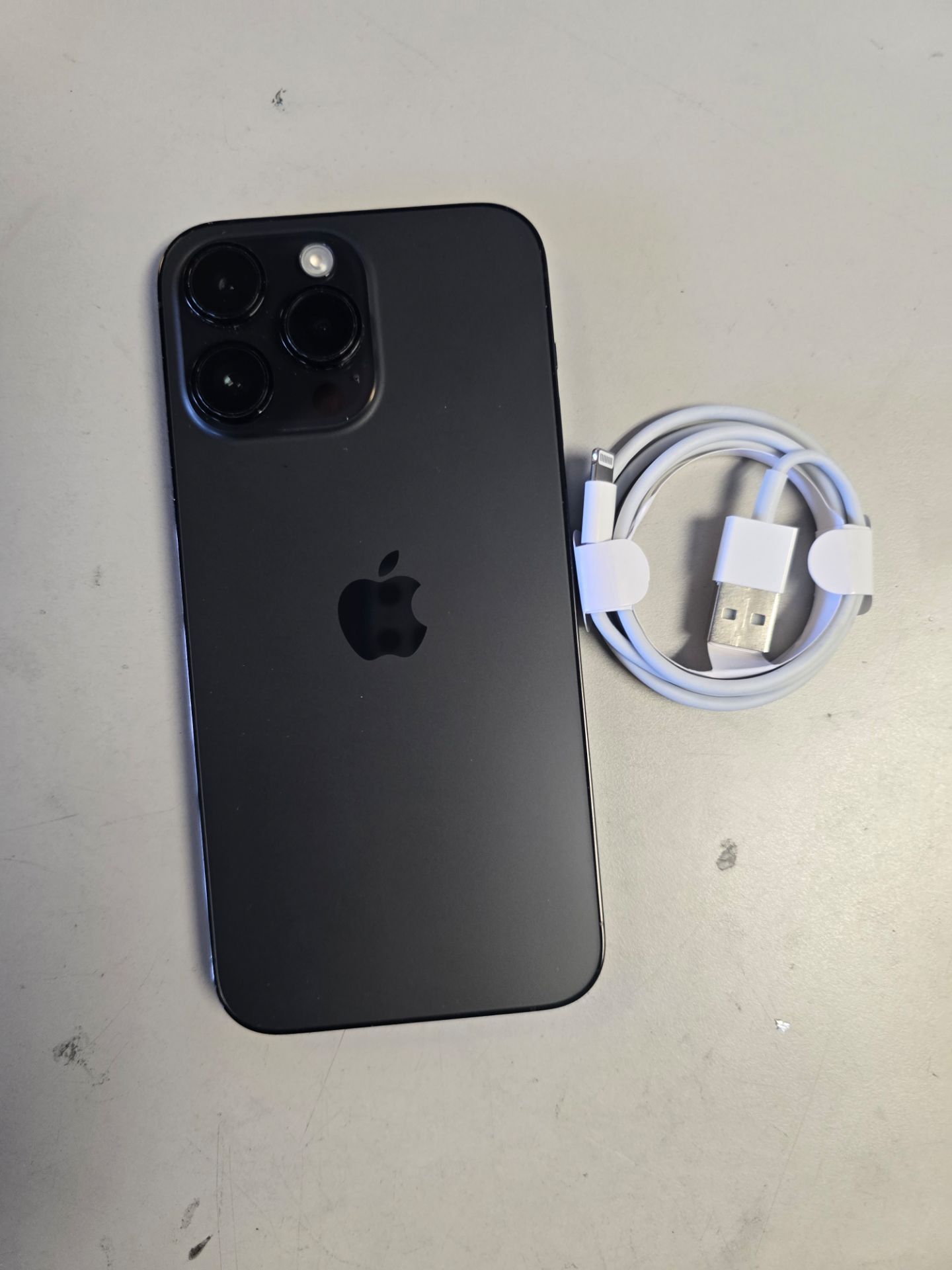 Iphone 15 pro 256 gb factory unlocked for all carriers including metropcs lycamobile simple mobile sprint ultra mobile