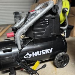 Husky 8 Gal. 150 PSI Portable Electric Oil-Free Horizontal Hotdog Air Compressor with Rubber Wheels and 1-Quick Coupler