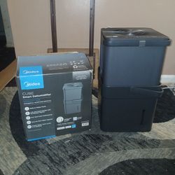 Midea Cube Dehumidifier 