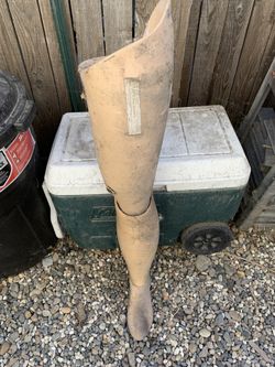 Halloween Leg Prop
