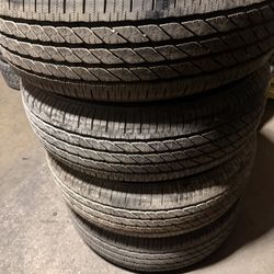 255/70r18 Michelin Tires En Excelentes Condiciones De Vida Las 4 99% De Vida 