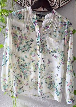 Sweet Rain Blouse size S