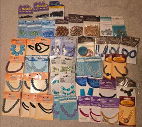 Lot (AI) of Assorted Bead Strands