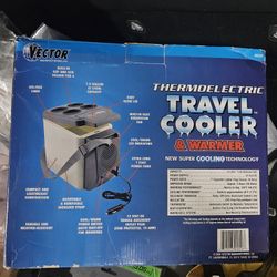 Vector Travel Cooler/warmer 12volt