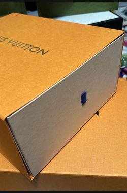 Louis Vuitton Box(each)