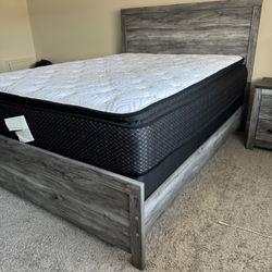 Queen Size Bed - Like New 