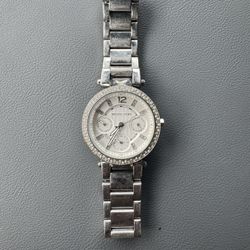 Michael Kors Silver W/ Diamond/Rinestone Bezel 