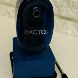 Х-АСТО X-ACTO Bulldog Vacuum Mount Manual Pencil Sharpener, Walmart $28 without tax