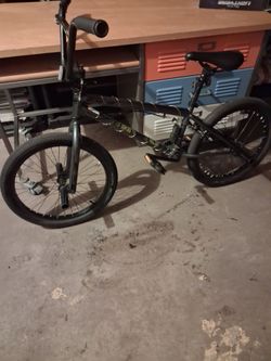 BMX bicycle great condition ready to ride size 20 GT