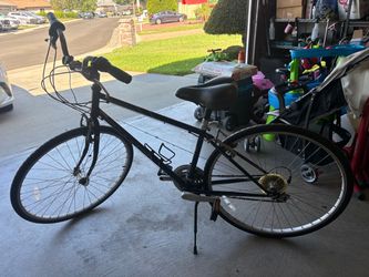 Black KHS Brentwood Bike