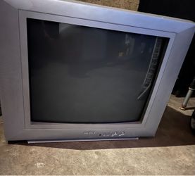 Insignia 20” curved crt tv