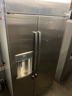 Stainless Steel 42”Side-by-Side Refrigerator with Ice Dispenser
