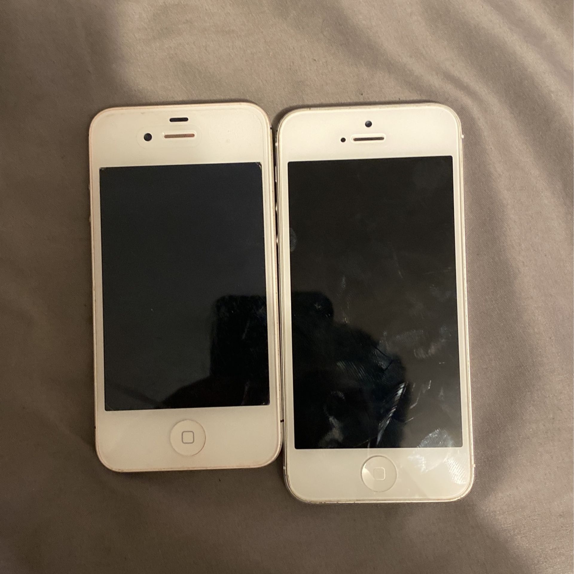 2 Old iPhones
