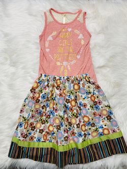 Girl clothes - size small