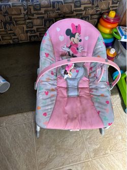 Money mouse rocker
