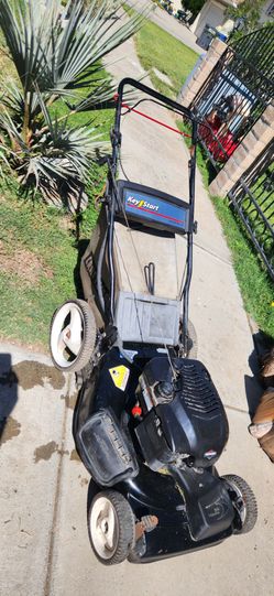 Craftsman 7.25hp series Self-propelled Easy Start Lawnmower.  Key Start optional