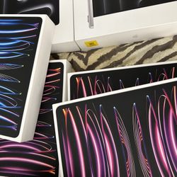 New Sealed Apple iPad Pro 12.9 6th Generation 256gb Cellular $1400 Each I Can Come To You Today 