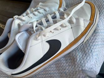 Nike men sneakers